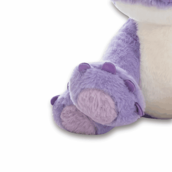 zoom sur les pattes de la Peluche Stitch officielle Disney de couleur violette