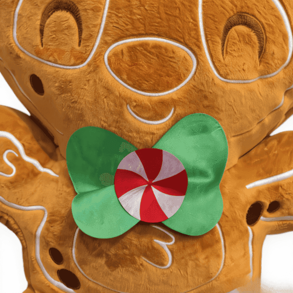 zoom visage Peluche Stitch pain d'épice