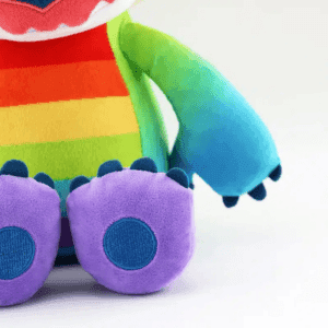 zoom patte Peluche Stitch Pride
