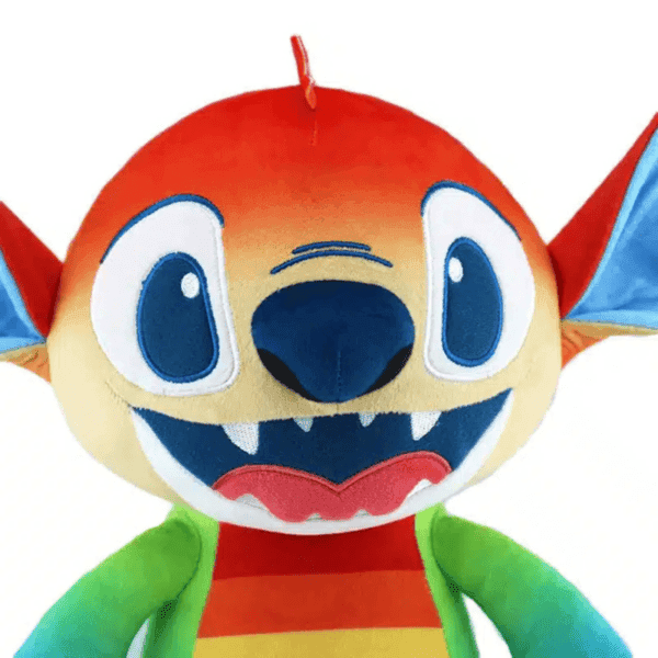 zoom visage Peluche Stitch Pride